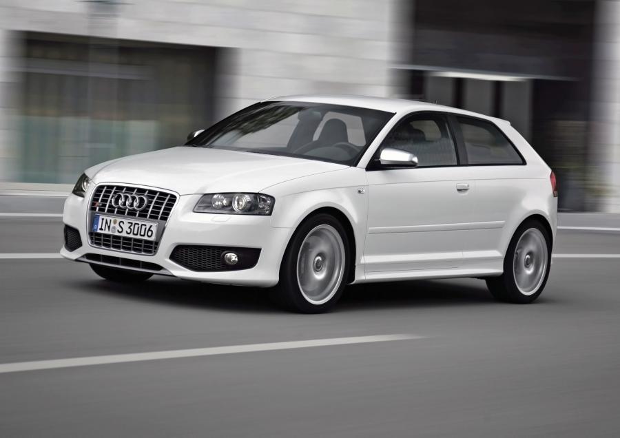  Audi S3 (8P) 2006 года  (WW) (фото 12 из 28)